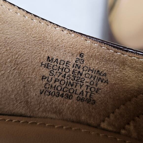 Old Navy Faux Leather Slingback Gold Chain Career Wear Flats Chocolate Size 6 - Picture 8 of 9